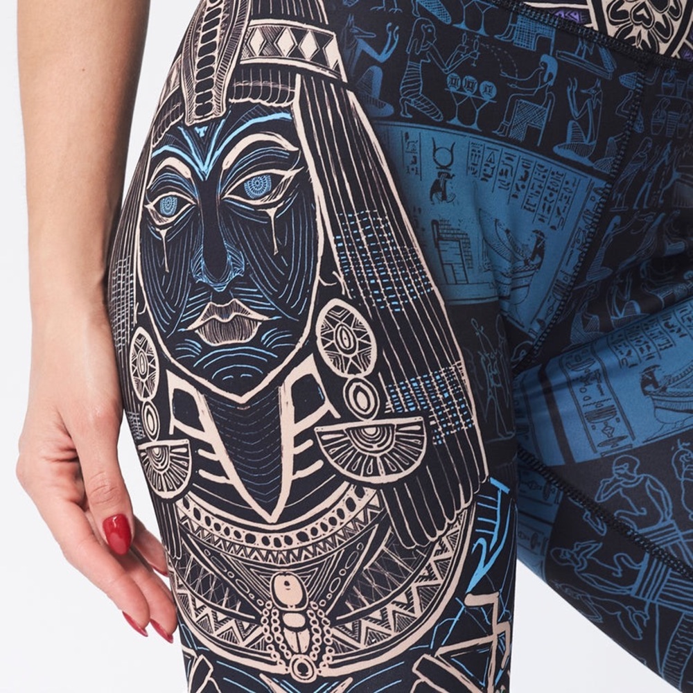 Stylish Blue Patterned Leggings - Picture 4 of 6